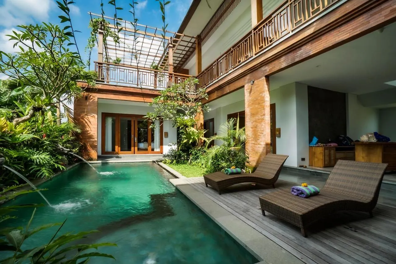 Uma Shanti Villa By Mahaputra Ubud 3*,